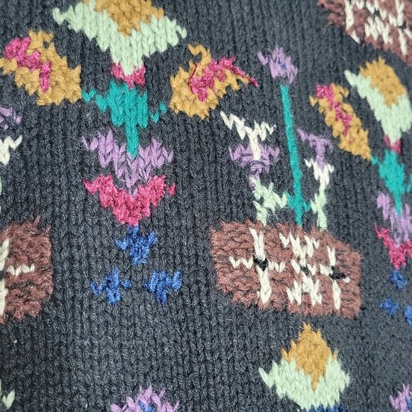 Vintage Women's M Sweater Vest Cardigan Granny Core Cottage Core Black Multicolo - Picture 9 of 10